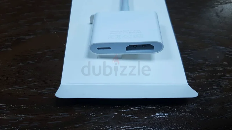 محول آبل لايتنيغ إلى فيديو رقمي (MD826AM/A) أبيض63222342732163112