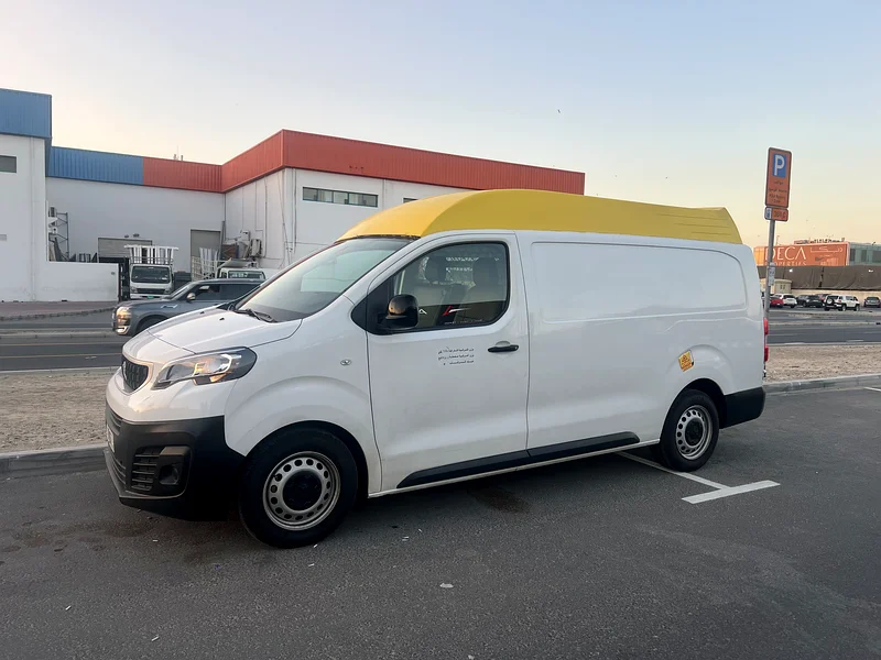PEUGEOT expert 2020 GCC Automatic Gear ,Low mileage and clean car63221822602626111