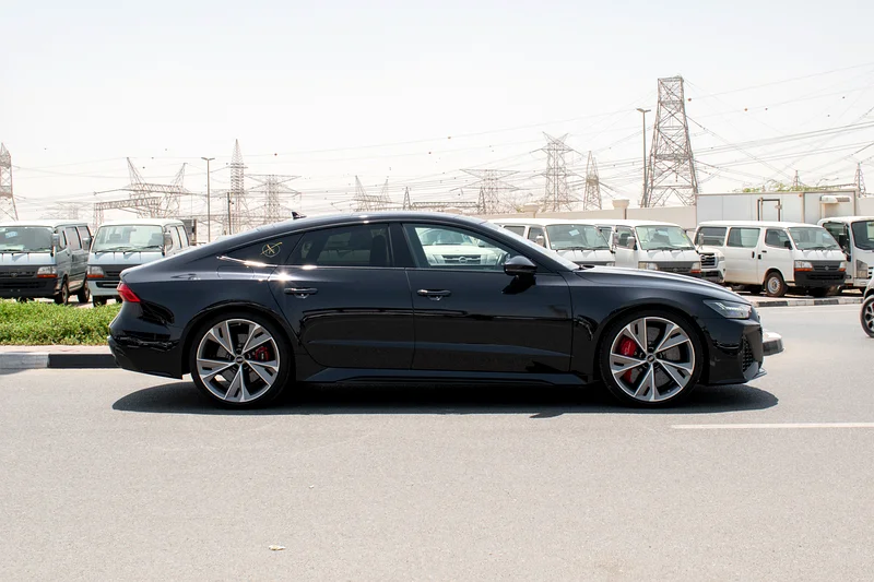 2022 - AUDI RS7 - SUPER CLEAN - BRAND NEW CONDITION -  ONLY 12,000 KM63225311896705113