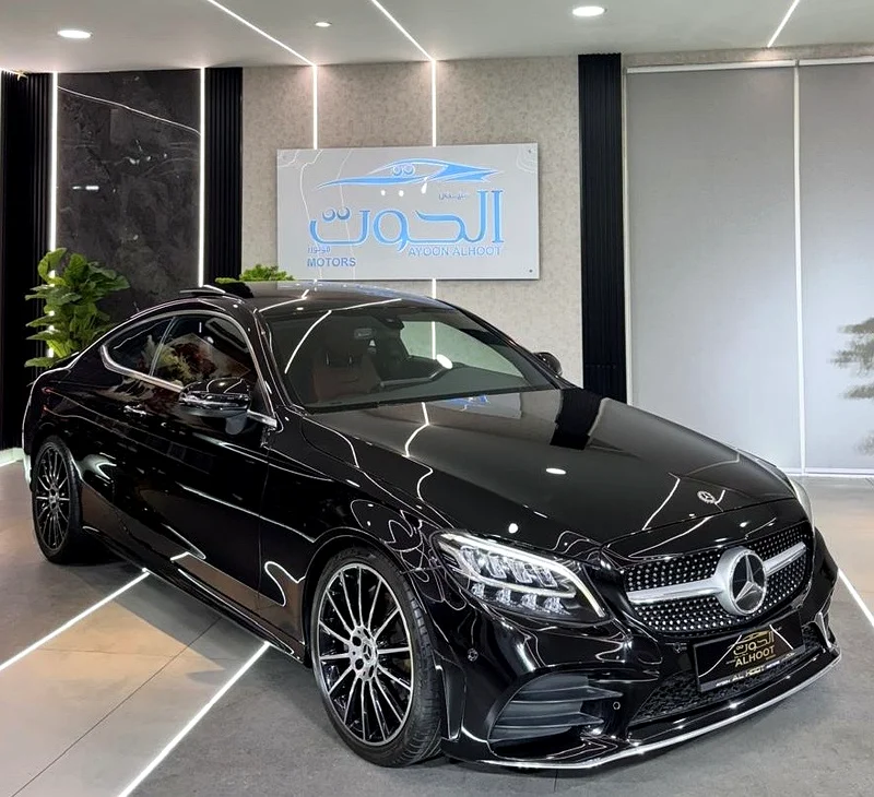 ELITE MERCEDES C200 COUPE II FULL OPTION II GCC || 101k MILES ONLY62931643746818111