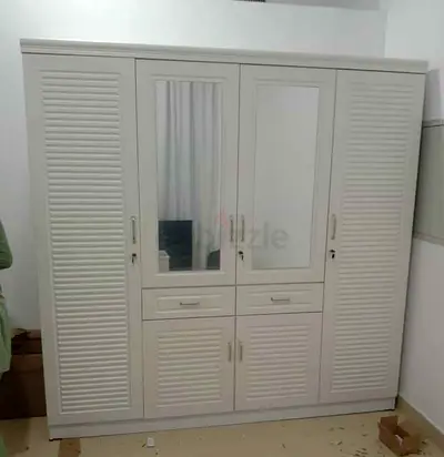 Spacious and Stylish 3-Door Wardrobe for Sale