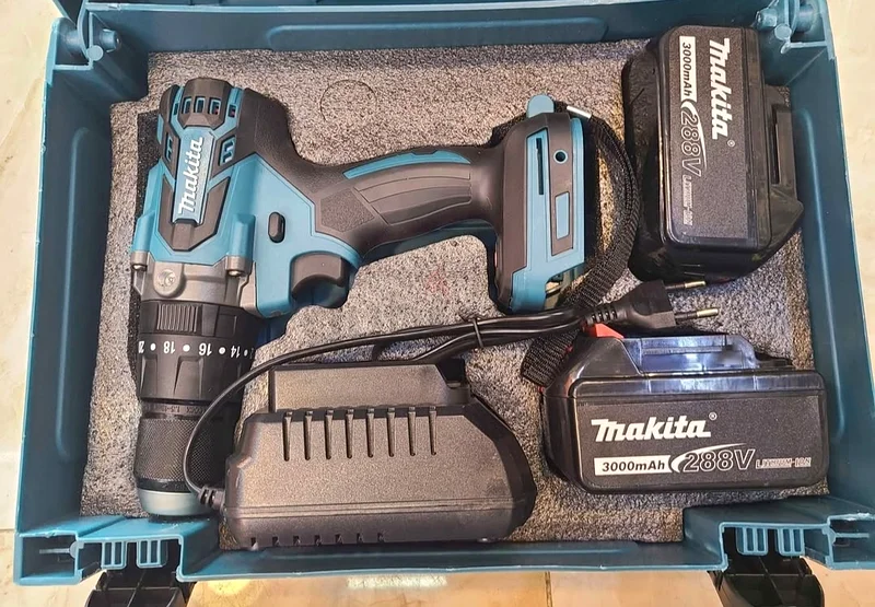 Makita cordless titer drill63221859473538111