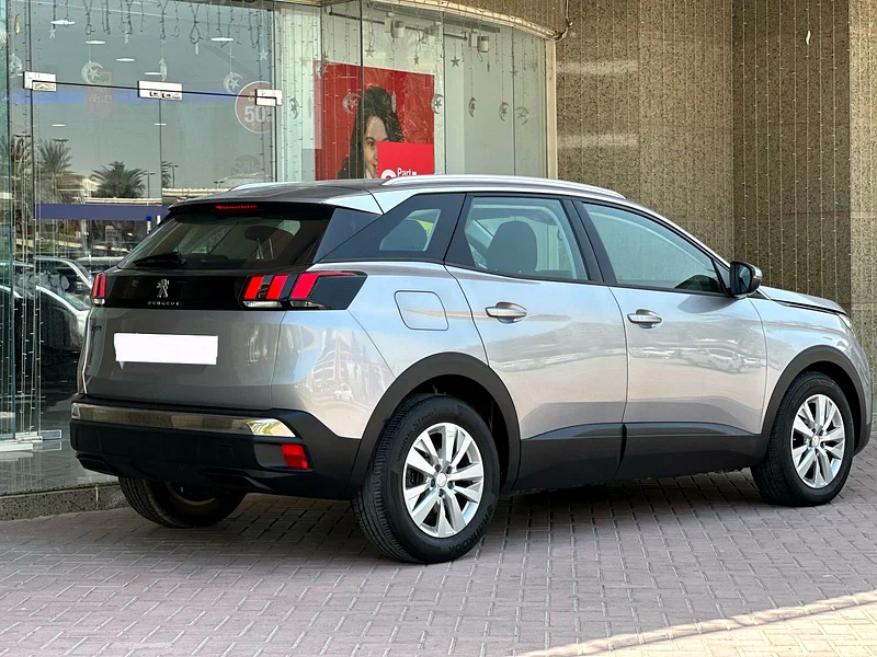 Peugeot 3008 2020 Silver GCC Clean Car63222806181122113