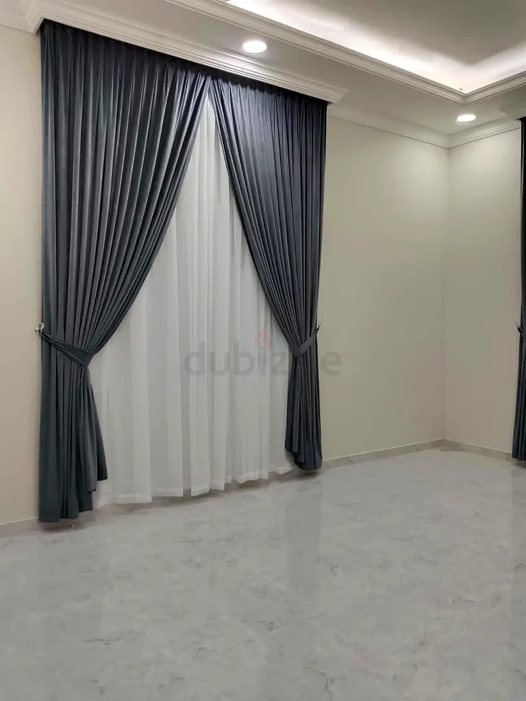 Curtain