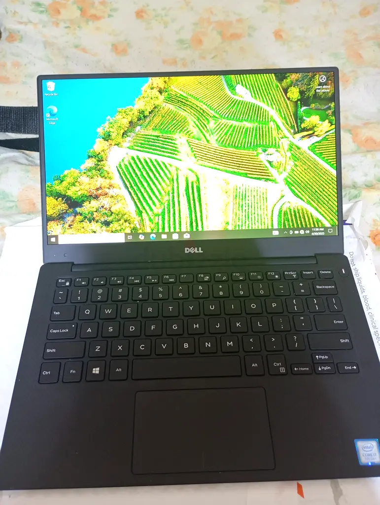 Dell XPS - Sleek and Powerful Performance63255529784962110