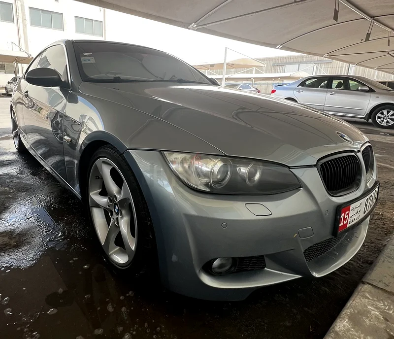سيارة BMW 335i كوبية بحالة جيدة63158800509442113
