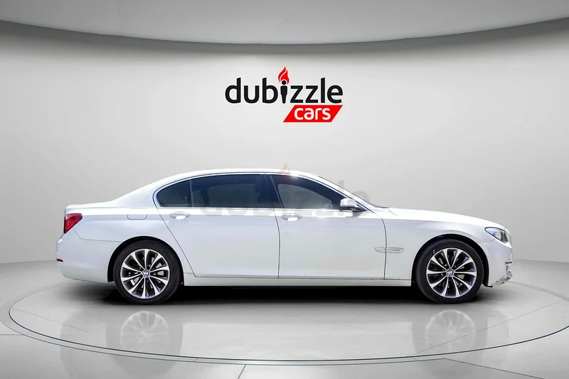 AED 1792/month | 2015 BMW 7-Series  | GCC Specs | Ref#31572763160610622211113