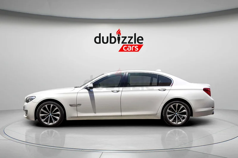 AED 1792/month | 2015 BMW 7-Series  | GCC Specs | Ref#31572763160610622211114
