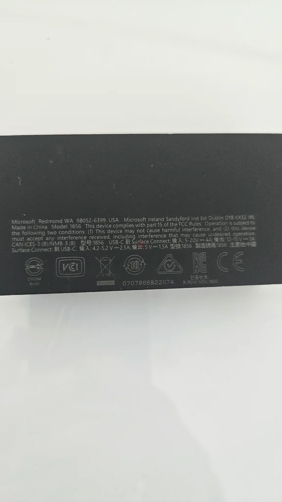 Microsoft Surface Connect to USB-C Adapter63253969893377111