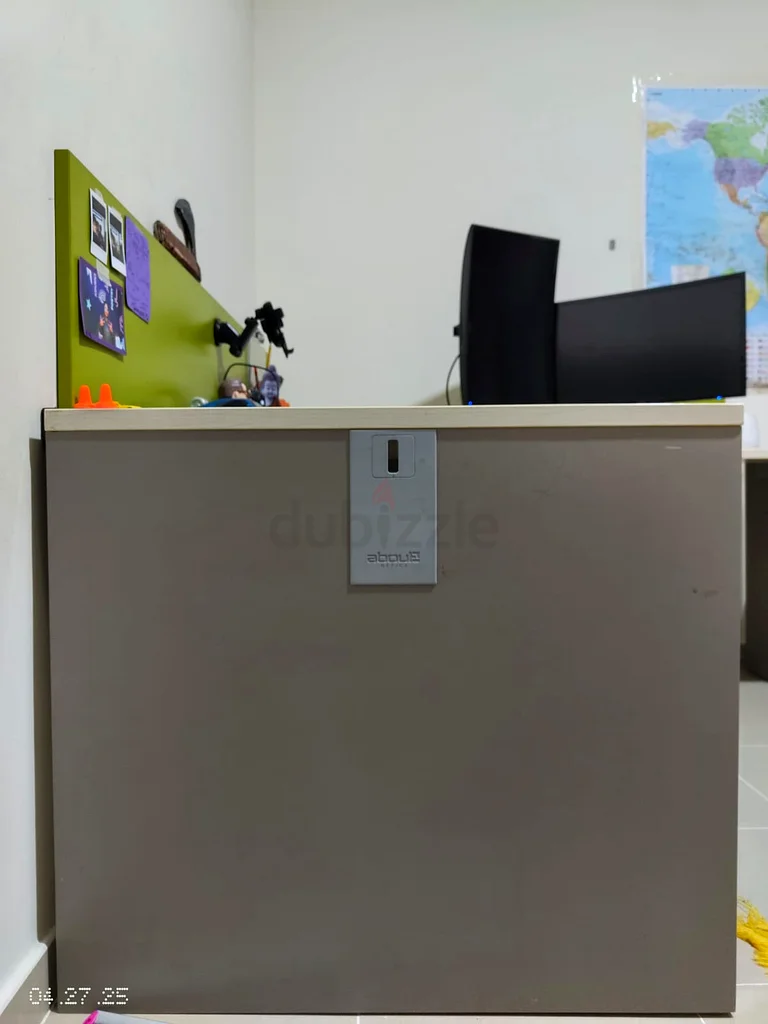 Stylish and Functional Storage Cabinet for Your Space632223474202901110