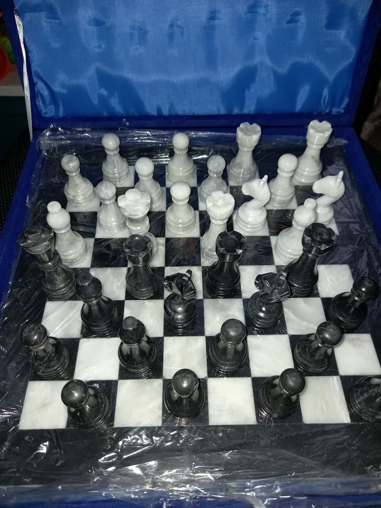 لعبة شطرنج من الرخام للبيع63244206587265111