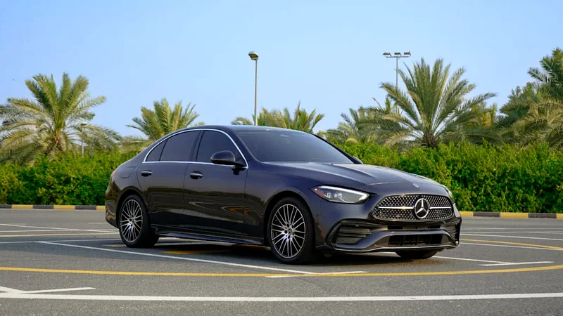 Mercedes C 300 2022 3-year warranty and 2-year free maintenance contract63230653395842112