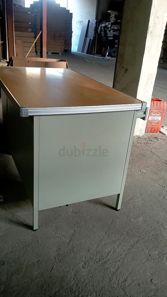 Stylish Modern Study Table with Storage63222347406211111