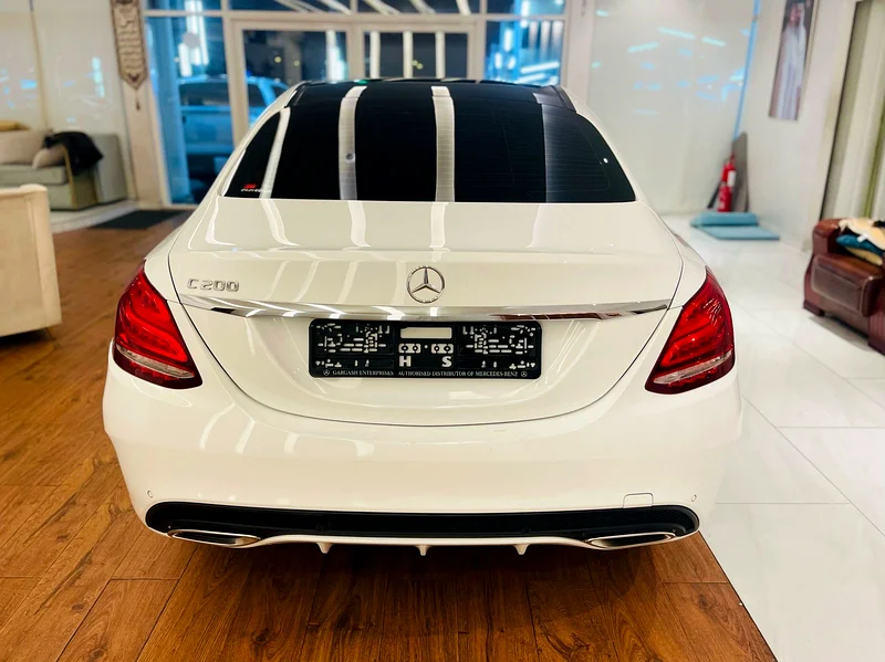 Mercedes C200 model 2017, Gulf spec, very clean car with one owner63163859387523114