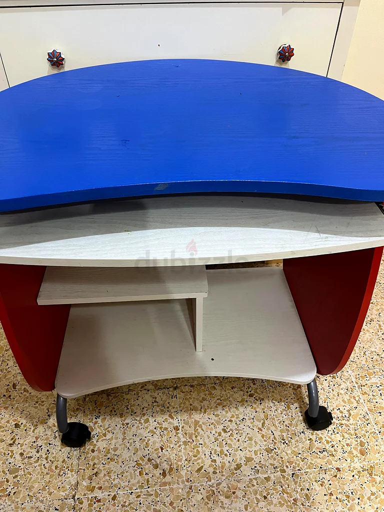 Charming Red and Blue Study Table for Kids63222347427586119