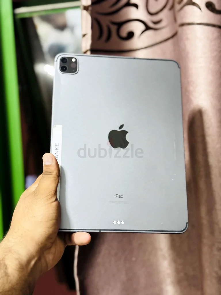 آيباد برو 11 بوصة (الجيل الثاني)63183726494081111