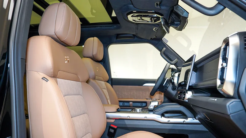 T2 Luxury Silver Dragon Kit | AED 2,569 PM | Up to 3 Years Unlimited Warranty63176618497921114
