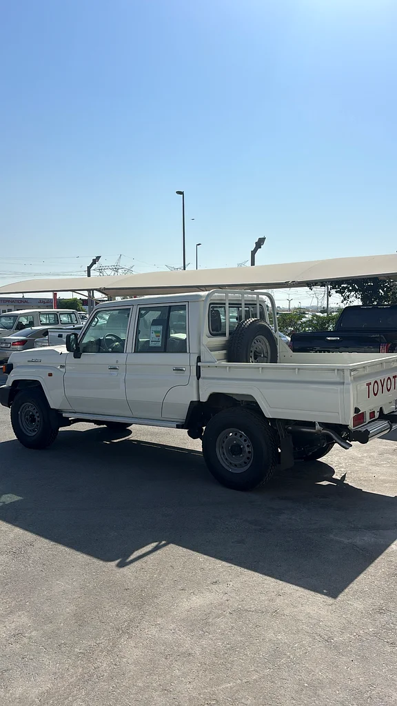 Land Cruiser LC 79 2.8 Manual63137336573699113