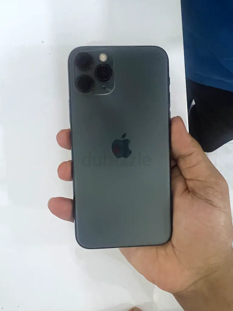 آيفون 11 برو للبيع