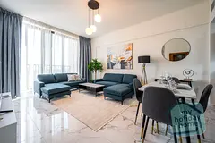 Easy Access to the Beach | Bright 1 Bedroom