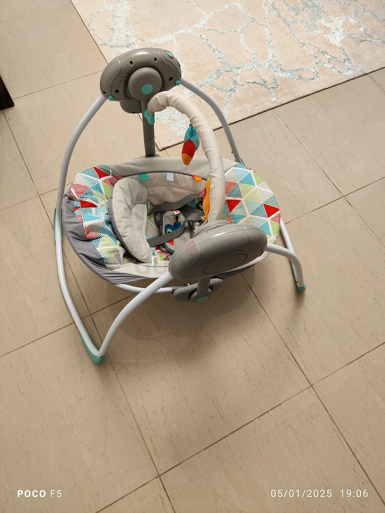 أرجوحة طفل دافئة - مثالية لوقت القيلولة!63196629003267112