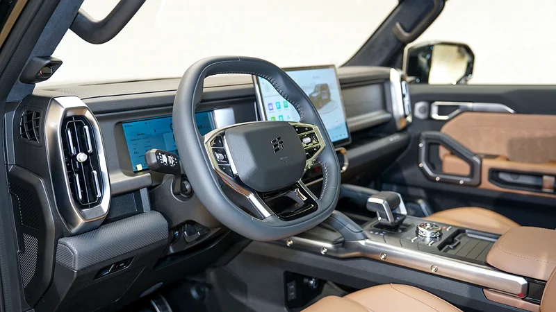 T2 Luxury Silver Dragon Kit | AED 2,569 PM | Up to 3 Years Unlimited Warranty63176618497921113