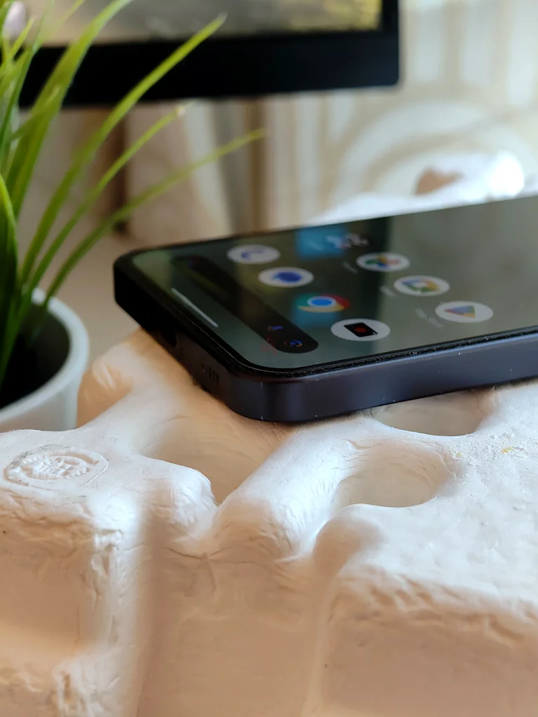 هاتف ذكي Nothing Phone 1 بشاشة مذهلة وواجهة Glyph للبيع63213926693378113