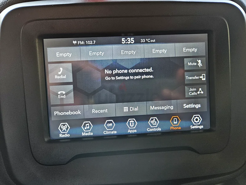 Jeep Renegade 2020 OEM Touchscreen Stereo + Brand-New Reverse Camera63259693772163112