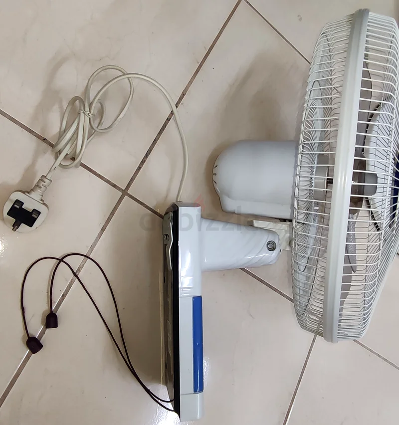 مروحة حائطية أولسون مارك 16 بوصة مع مشبك63220827267586111