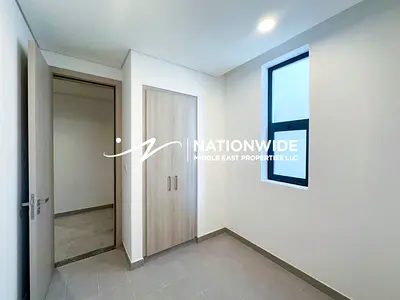 Single Row Villa|luxurious Living|top Facilities