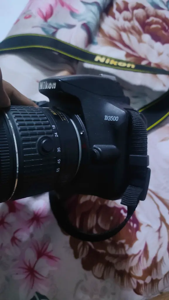 Capture Every Moment with Nikon D3500 Camera