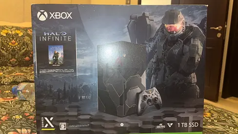 Xbox series X halo edition