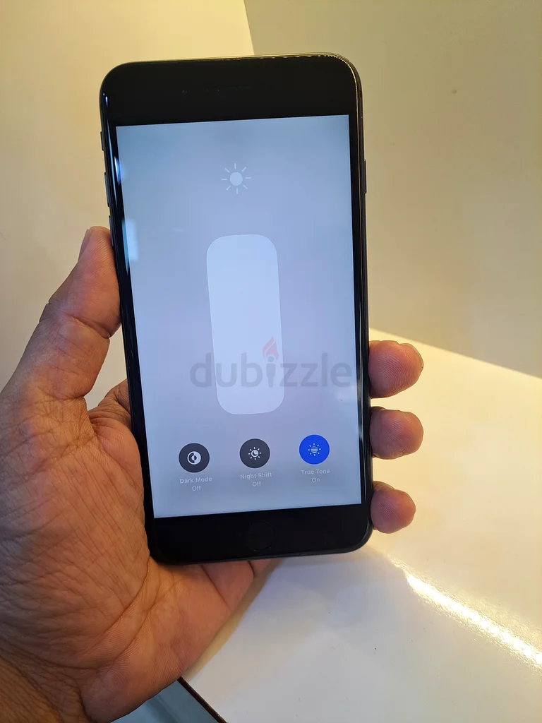 iPhone 8 Plus63214425888386113