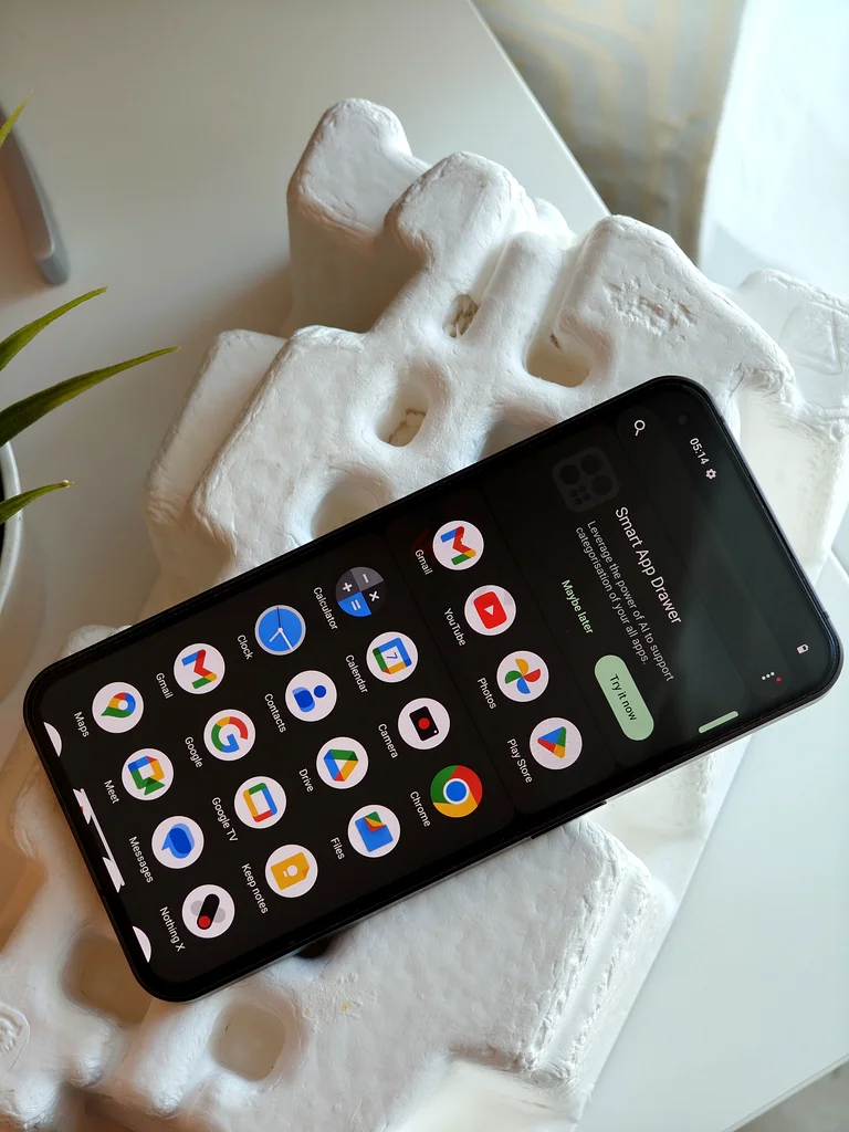 هاتف ذكي Nothing Phone 1 بشاشة مذهلة وواجهة Glyph للبيع63213926693378112