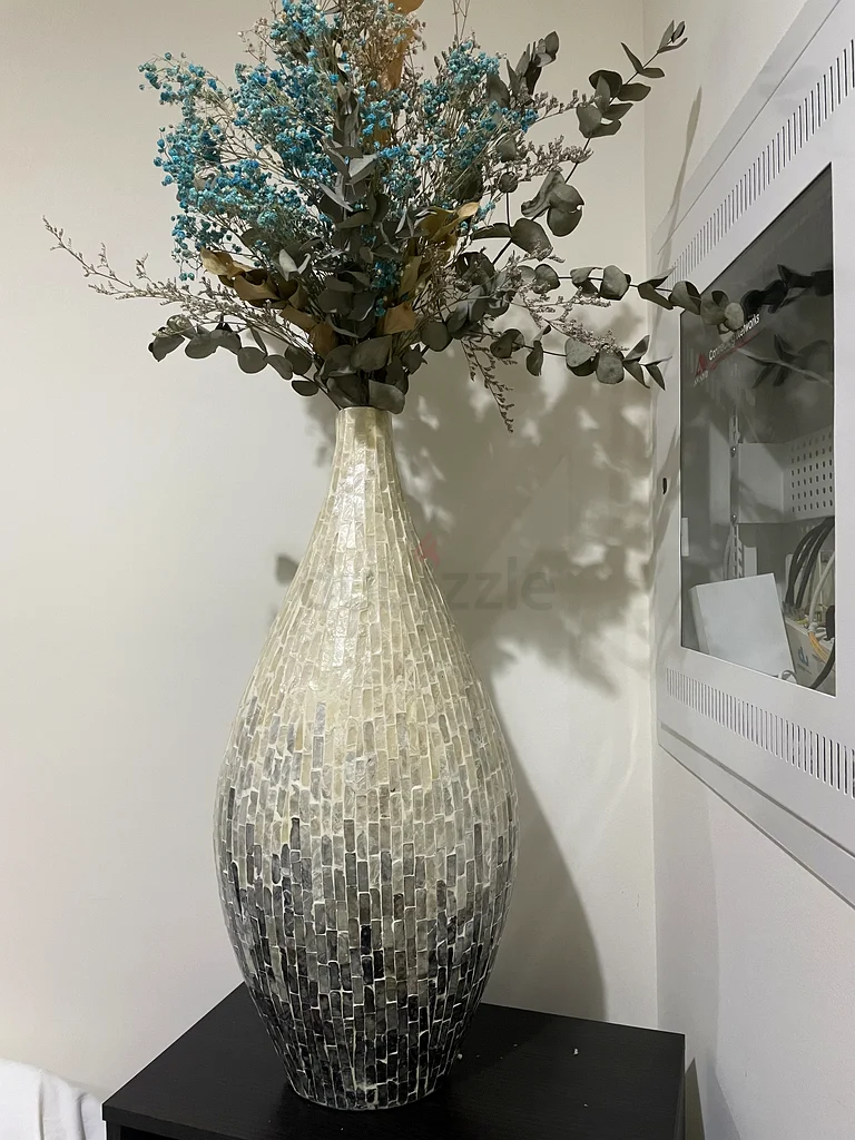 Two Mosaic Vases63222338926339111