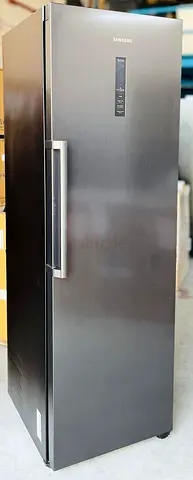 Brand New Samsung 387L Refrigerator | Model RR39M7515B1 | 1-Year Warranty | Special Discount