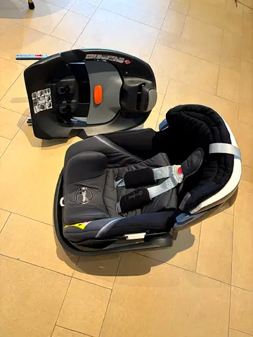 Cybez Aton 5 and Q-fix Isofix base - Perfect