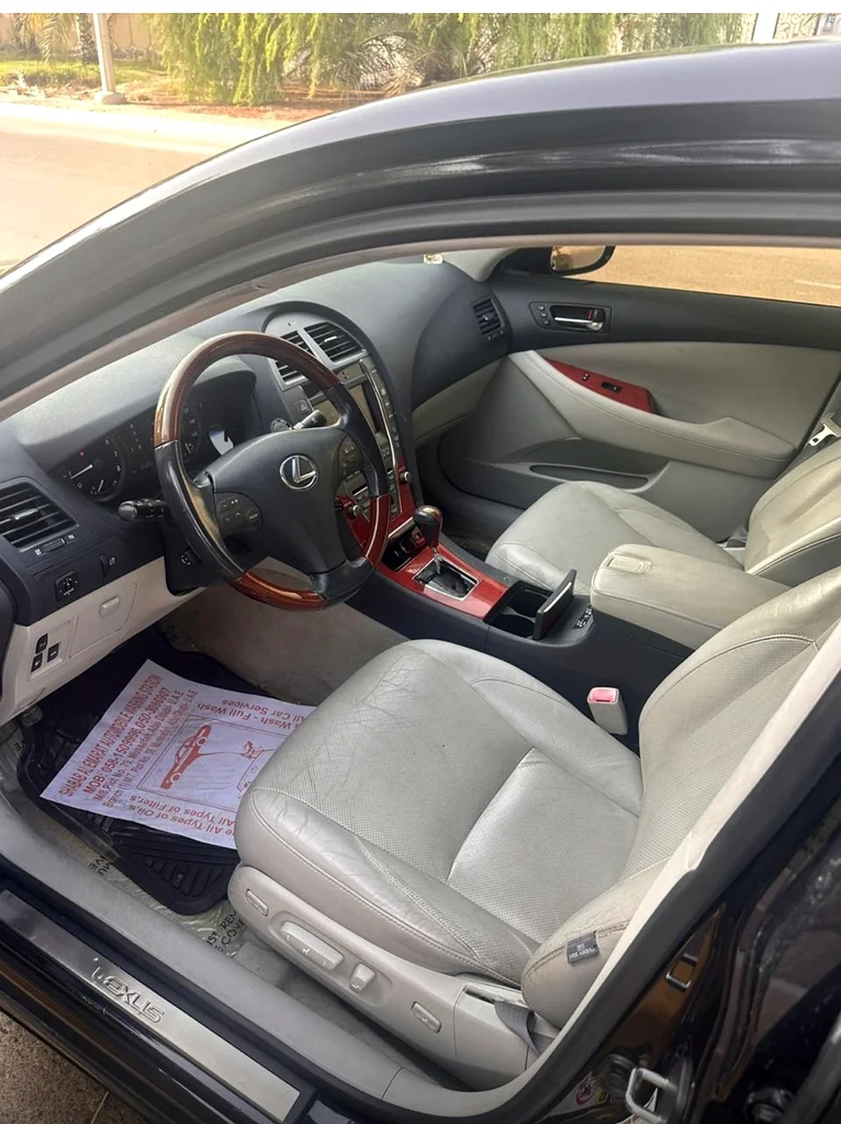 عرض بيع لكزس ES 35063168495066753113