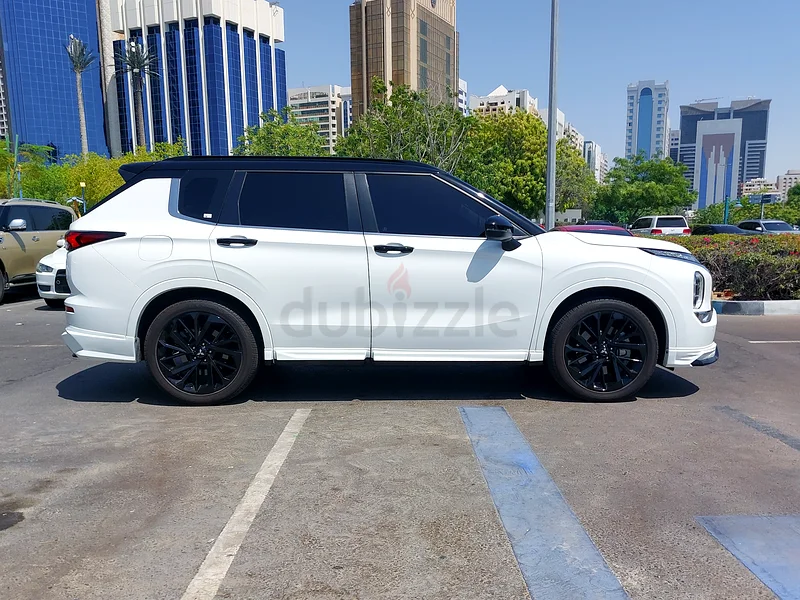 1702 درهم/شهر | ميتسوبيشي أوتلاندر 2024 بريميوم | مواصفات دول مجلس التعاون الخليجي | مرجع#31591963152749099394112