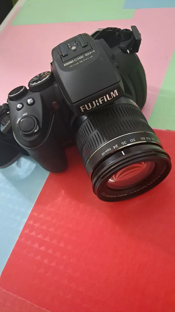 Fujifilm HS 30 EXR63234133782530113