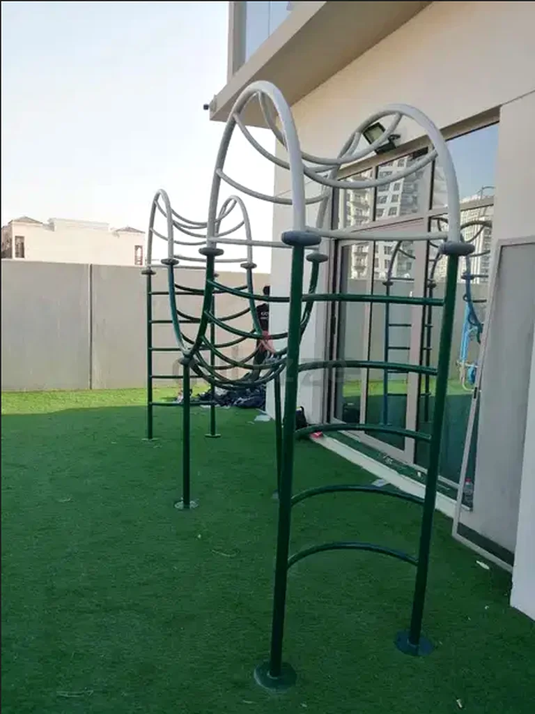متسلقو الجبال وأشرطة للأطفال63264085634818112