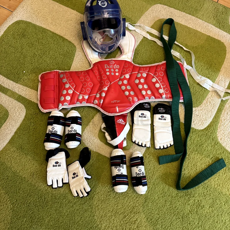 Complete kids Taekwondo Gear Set for Sale!632416568249621114