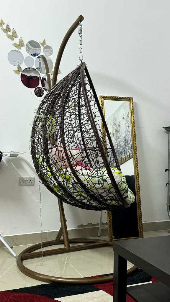 أرجوحة على شكل بيضة63218806283139111