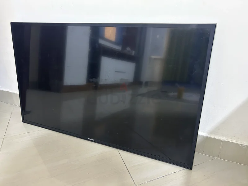 40 inch Samsung UHD Smart TV - Ultra High Definition 4K63165715652481112