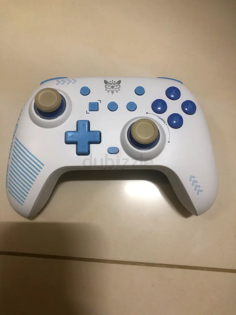 Nintendo switch lite with pro controller63228827324802111