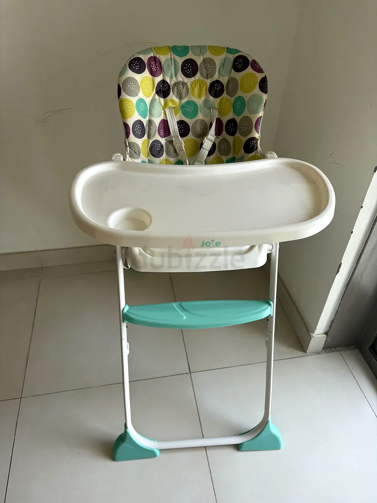 Charming High Chair for Your Little One!63204278408066111