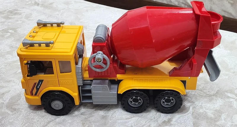 Max Construction Mixer Truck - Perfect for Playing and Learning!63263499646339111