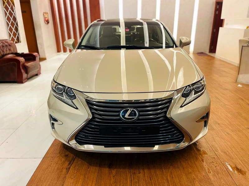 Lexus ES350 2018 model Gulf version full option one owner personal use one owner from the agency and agency paint63168494892675111