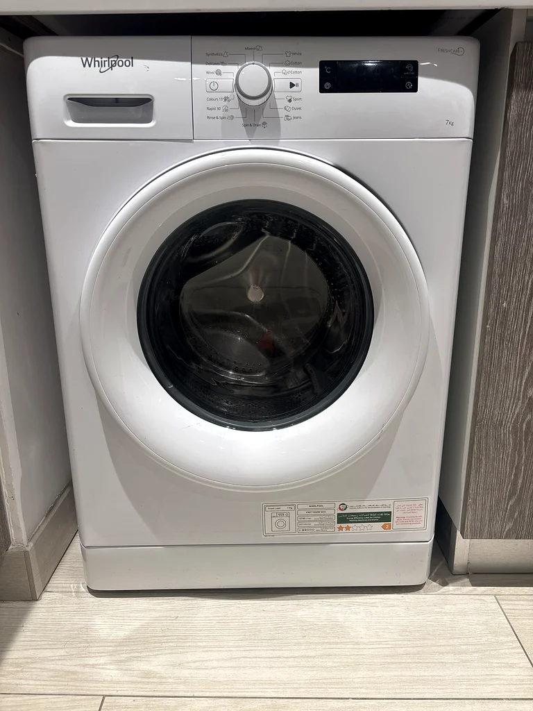 Whirlpool Front Load Washing Machine Efficient and Compact! دوبيزل