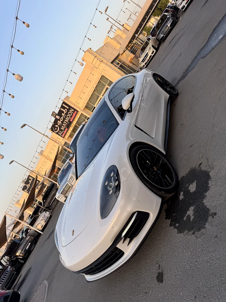 Porsche panamera63169916216195111